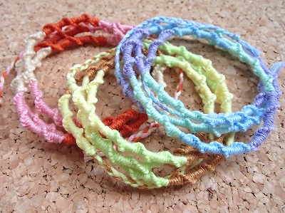 3色輪結びのロングミサンガ 3連 2連 アンクレット 刺繍糸 ミサンガ アクセサリー Coco Kiki